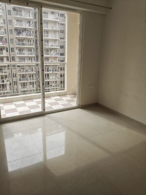 Room in 2 BHK Apartment at Shree Vardhman Green Court, Sector 90 – for Sale