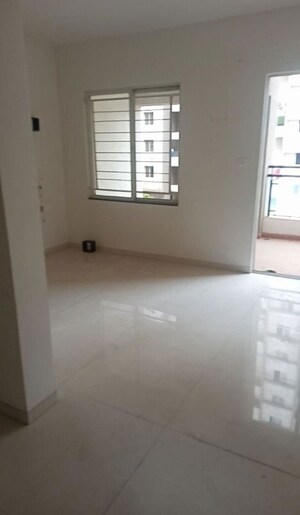 Room in 2 BHK Apartment at VTP Urban Nest, Undri – for Rent