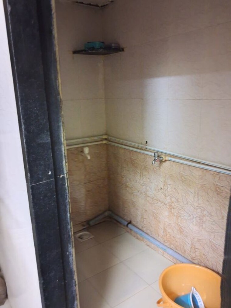 Bathroom, om-shakti-chs Studio 350 Sq.Ft. Apartment In Dombivli West Thane 9727274