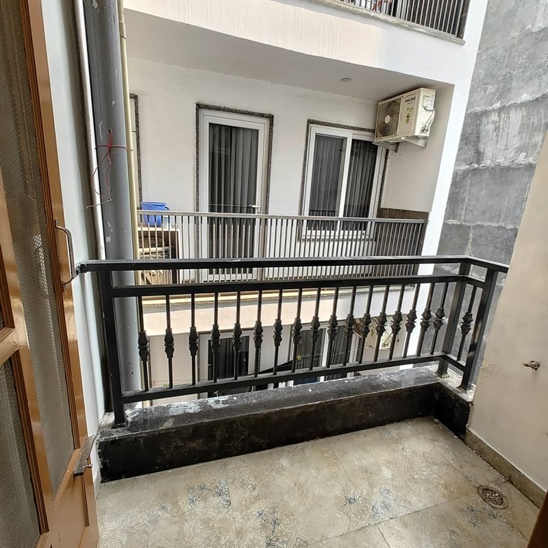 1 BHK 800 Sq.Ft. Builder Floor in DLF Centre Court