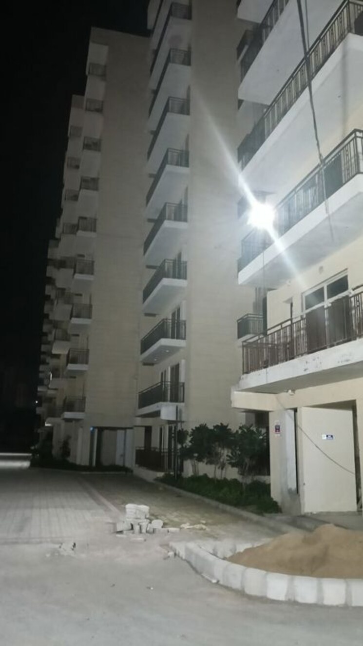 Exterior View, mrg-the-meridian 2 Bedroom 1000 Sq.Ft. Apartment In Sector 89 Gurgaon 9727261