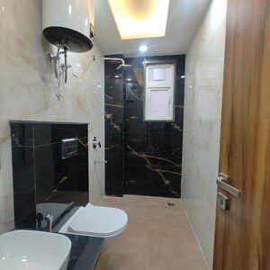 Team Area in 3 BHK Builder Floor at AS Tower, Sector 45 – for Rent