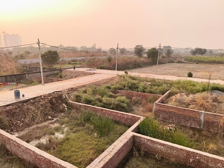 undefined, indraprastha-city  909 Sq.Yd. Plot In Duhai Ghaziabad 9727303