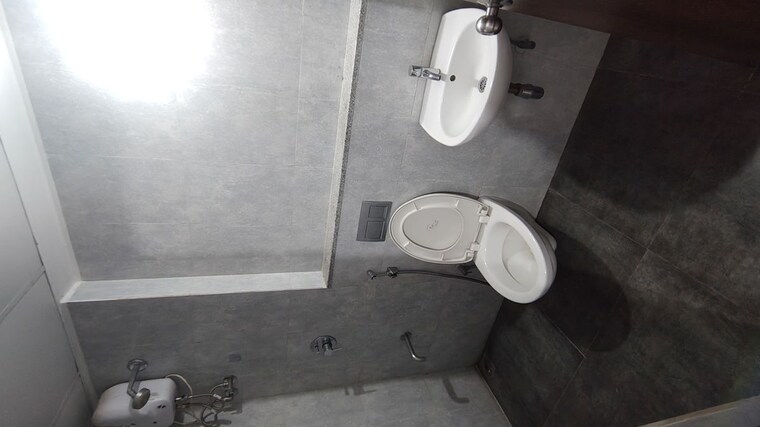 Bathroom, lodha-palava-downtown-dombivli-east 1 Bedroom 518 Sq.Ft. Apartment In Dombivli East Thane 9727305