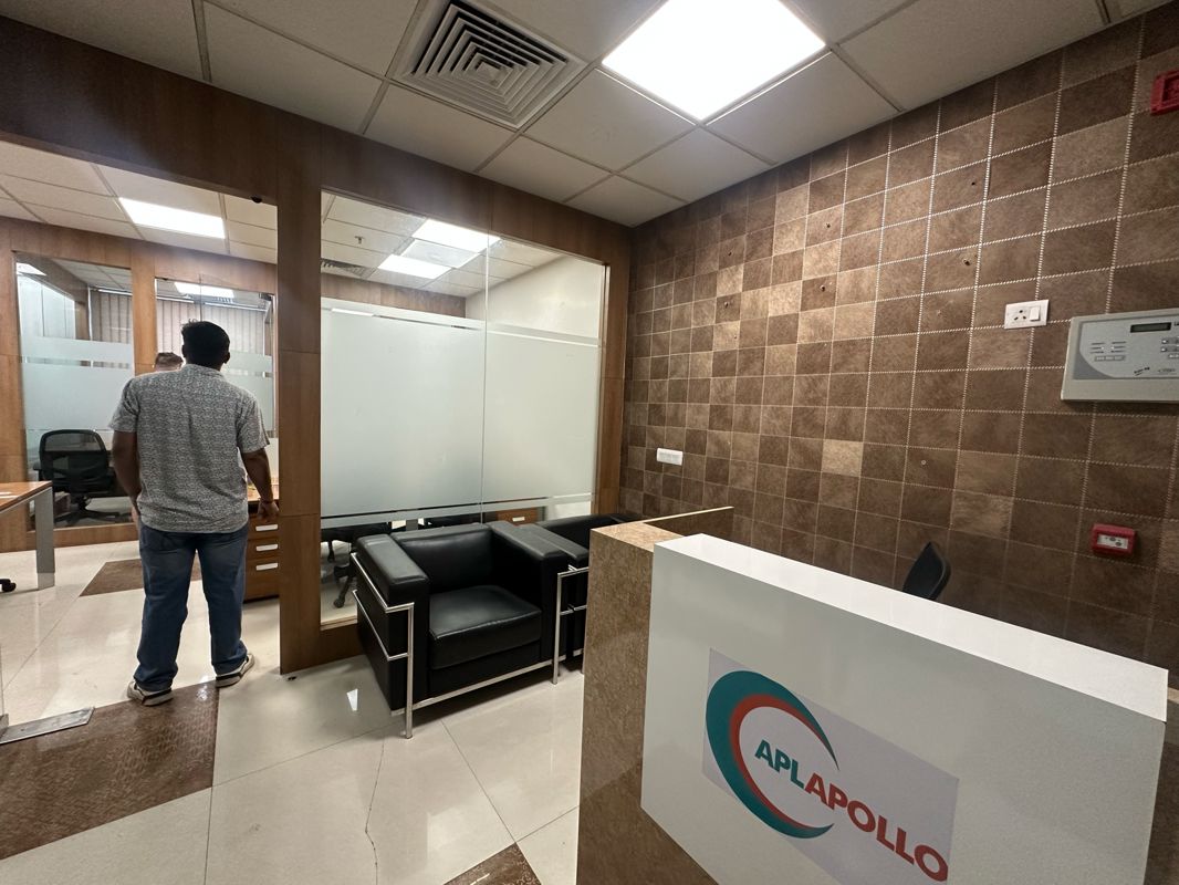 Office Space For Rent in JMD Megapolis