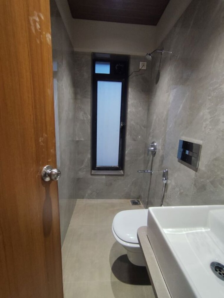 Bathroom, arkade-adornia 1 Bedroom 415 Sq.Ft. Apartment In Goregaon East Mumbai 9727342