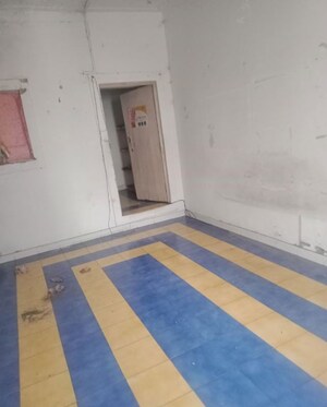 Room in 1 BHK Independent House at Aliganj – for Rent
