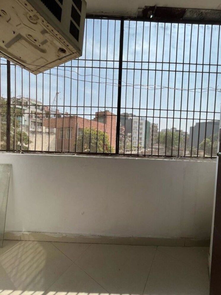 Balcony, saket 1 Bedroom 450 Sq.Ft. Builder Floor In Saket Delhi 9727359