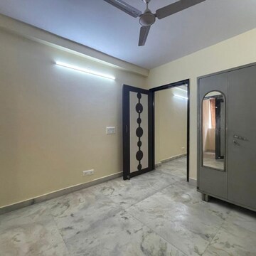Room in 2 BHK Builder Floor at Malviya Nagar – for Rent