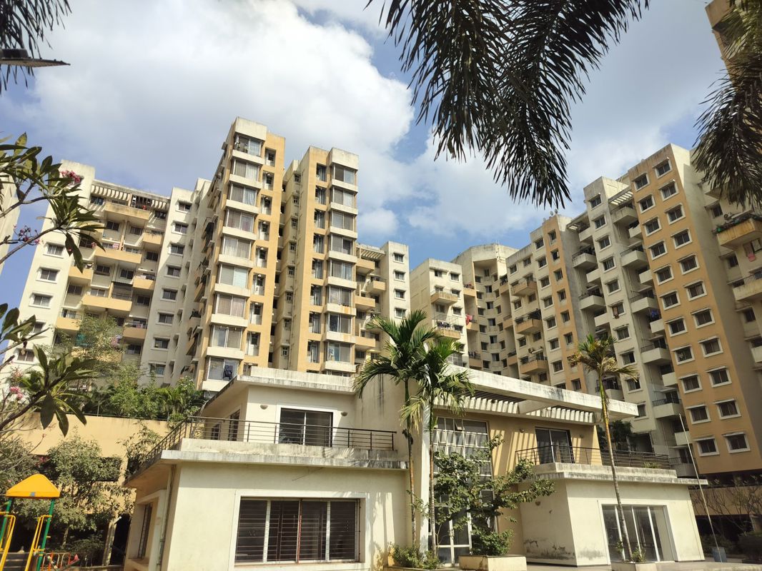 1 Rk  450 Sq.Ft. Apartment in Kumar Kul Utsav