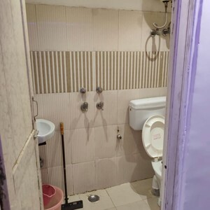 Bathroom in 1 BHK Builder Floor at Malviya Nagar – for Rent