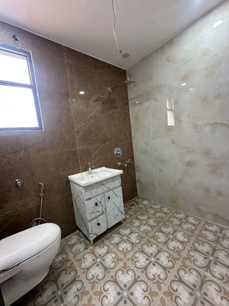 Bathroom, parklands 4 Bedroom 1600 Sq.Ft. Builder Floor In Sector 85 Faridabad 9727400