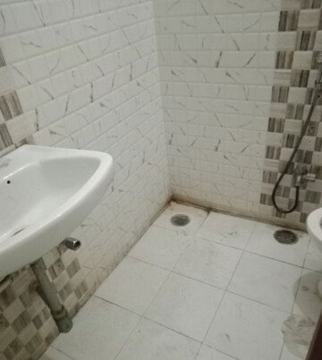 1 BHK Villa For Rent in Aliganj