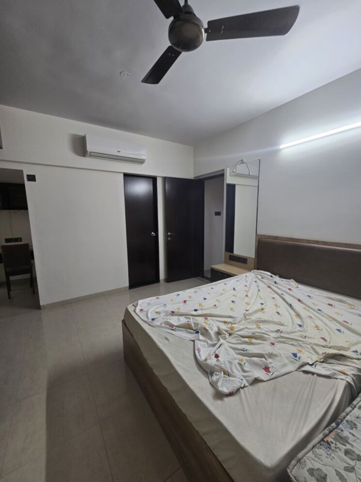 Bedroom, kalpataru-tarangan-shravan 2 Bedroom 800 Sq.Ft. Apartment In Samata Nagar Thane 9727423