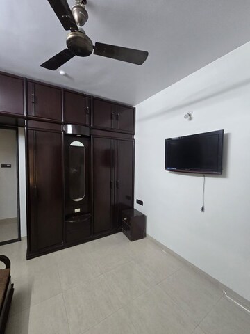 Room in 2 BHK Apartment at Kalpataru Tarangan Shravan, Samata Nagar – for Rent