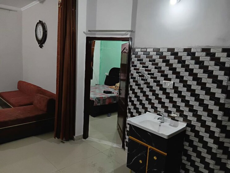 Master Bedroom, prem-satyam-swastik-apartment 3 Bedroom 1555 Sq.Ft. Apartment In Patiala Road Zirakpur 9727429