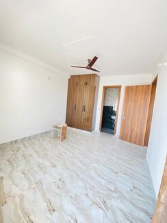 2 BHK + Pooja Room Builder Floor For Rent in Sector 23A