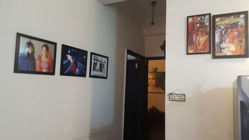 Living Room in 2 BHK Apartment at Antriksh Golf View, Sector 78 – for Rent