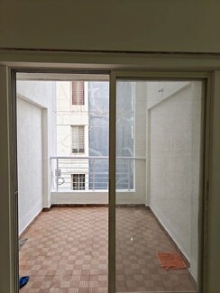 1 BHK Apartment For Rent in Vilas Yashwin
