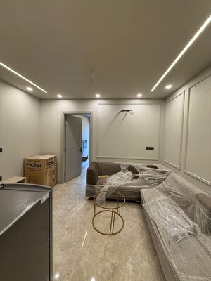 Team Area in 3 BHK Apartment at Smart World Orchard, Sector 61 – for Rent