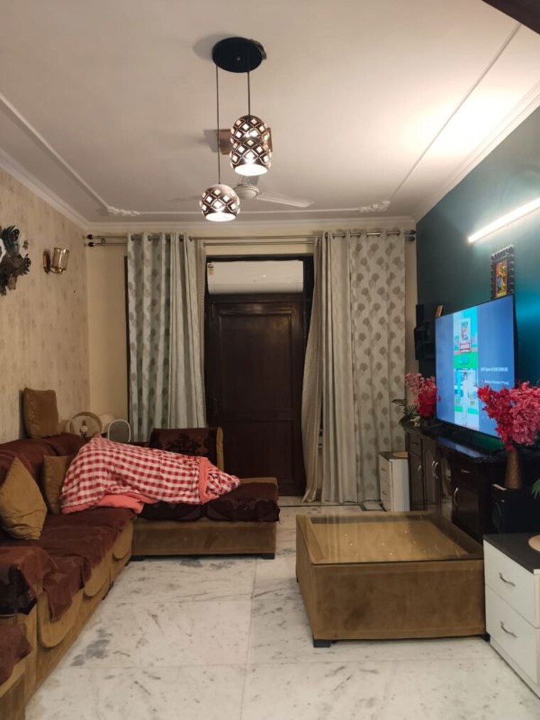 Living Room, ashoka-enclave-3 3 Bedroom 250 Sq.Yd. Builder Floor In Sector 35 Faridabad 9727443
