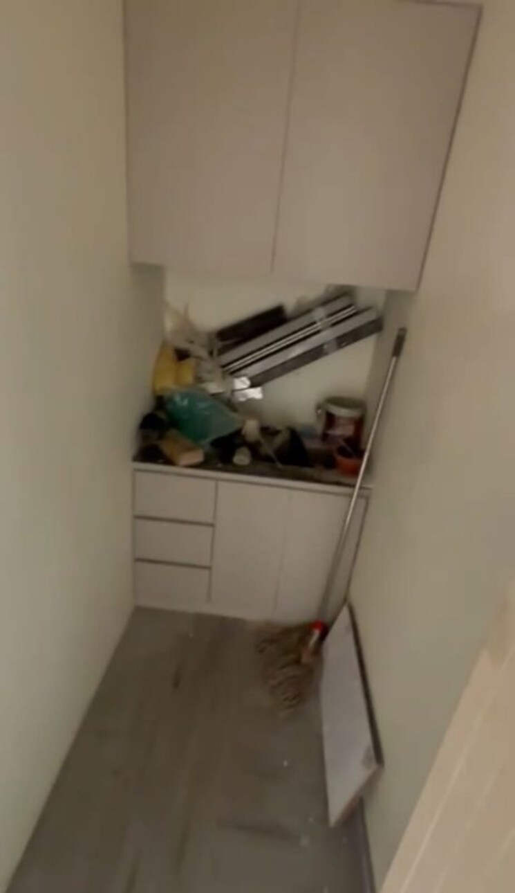 undefined, sola Commercial Office Space 800 Sq.Ft. In Sola Ahmedabad 9727440