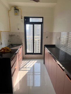 2 BHK Apartment For Rent in Oxford Navrang Crystal