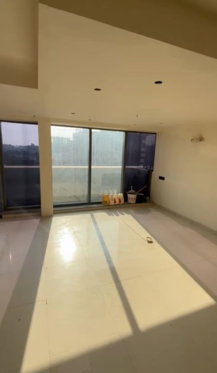 Kitchen, sola Commercial Office Space 800 Sq.Ft. In Sola Ahmedabad 9727453