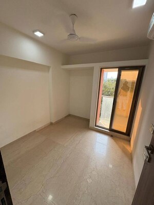 Room in 2 BHK Apartment at Platinum Prive, Andheri West – for Rent