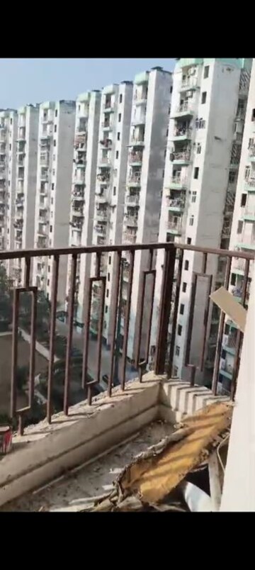 Gym in 2 BHK Apartment at Proview Officer City, Raj Nagar Extension – for Rent