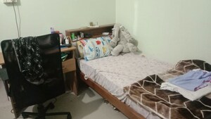 1 BHK Apartment For Rent in Mahalaxmi CHS Worli, Worli