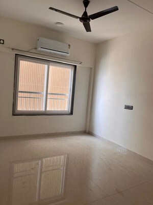 Room in  Pg at Goregaon West – for Rent