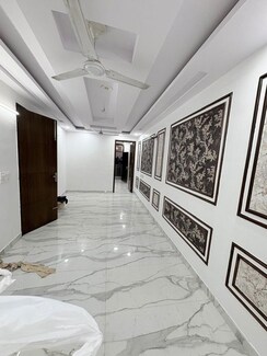 2 BHK + Extra Room Builder Floor For Sale in Shrijee Flat Govindpuri 