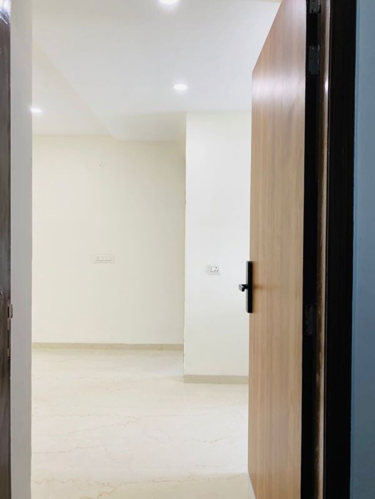 Room, roseate-homes 3 Bedroom 1790 Sq.Ft. Apartment In Ghazipur Zirakpur 9727548