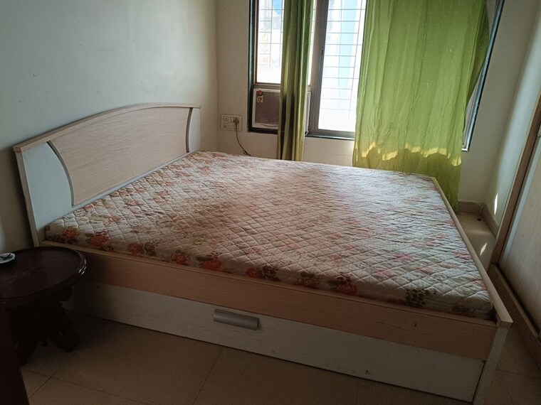 Room, malad west Pg For Girls In Malad West 9727558