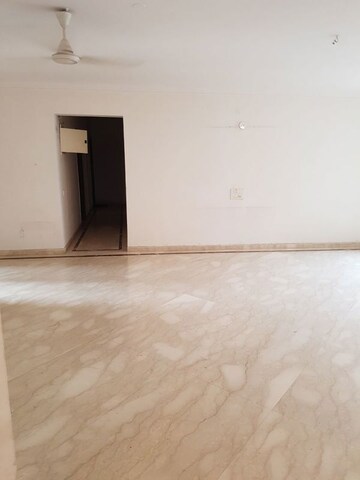 3 BHK Apartment For Rent in Laxmi Raajvilas, Goregaon West