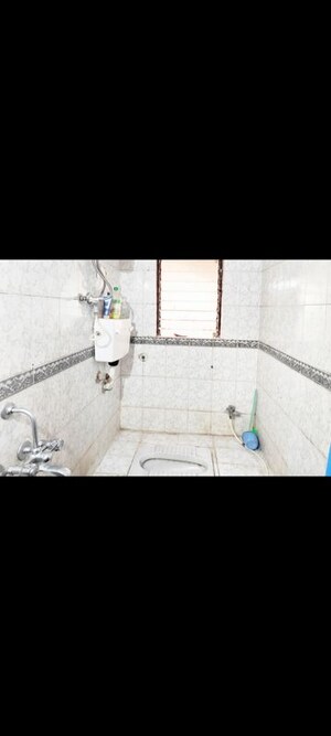 Bathroom in  Pg at Malad West – for Rent