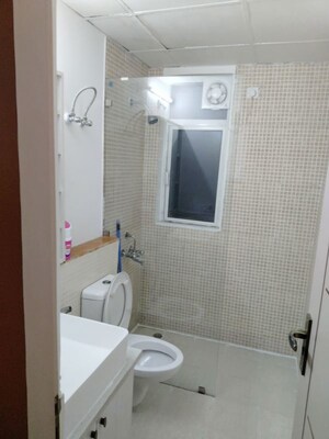 Bathroom in 1 BHK Builder Floor at Sahara Complex Rajendra Nagar, Rajendra Nagar Sector 5 – for Sale