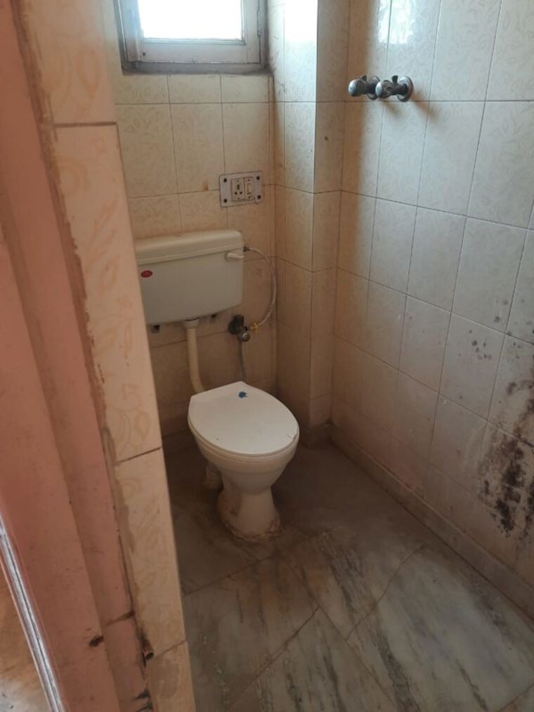 Bathroom, sahara-complex-rajendra-nagar 1 Bedroom 482 Sq.Ft. Builder Floor In Rajendra Nagar Sector 5 Ghaziabad 9727621