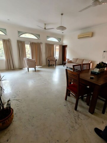 2 BHK Builder Floor For Rent in Vasant Vihar