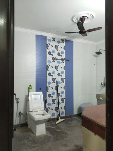 Bathroom in 3 BHK Builder Floor at Sector 35 – for Rent