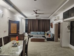 3 BHK + Extra Room Builder Floor For Rent in Sector 35