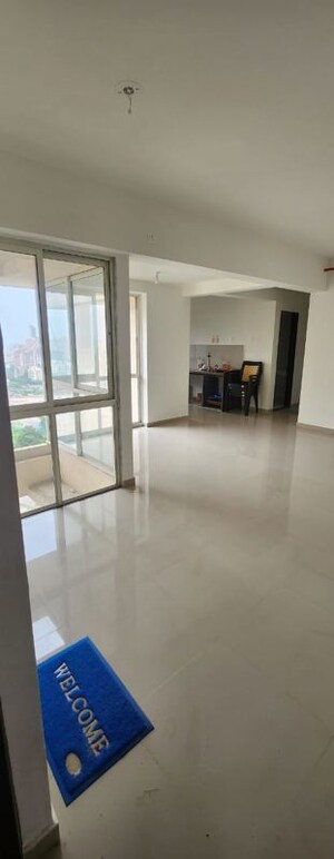 2 BHK Apartment For Rent in Rustomjee Urbania Azziano, Thane West