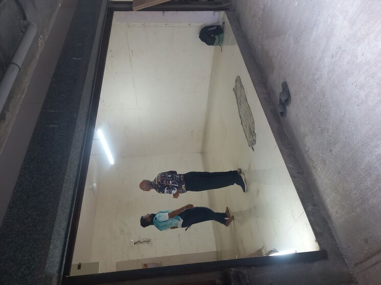 undefined, dadar west Commercial Office Space 225 Sq.Ft. In Dadar West Mumbai 9727643