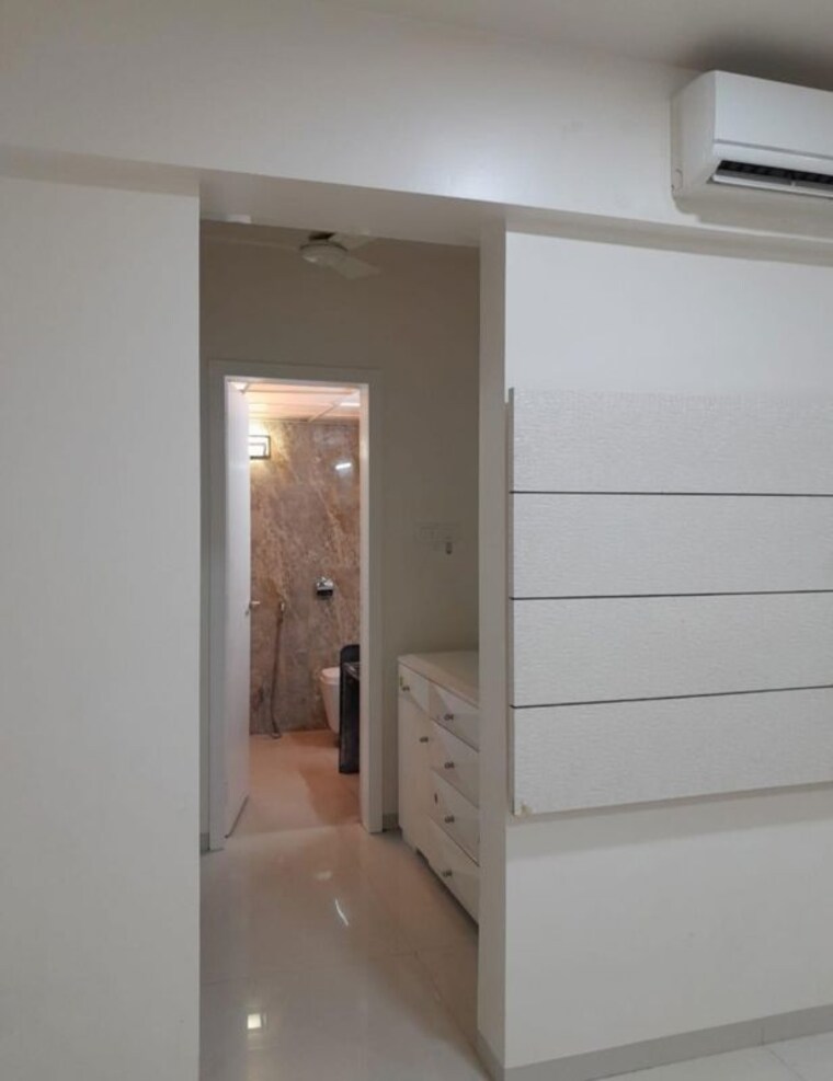 Room, alcon-royce 3 Bedroom 1100 Sq.Ft. Apartment In Kondhwa Pune 9727677