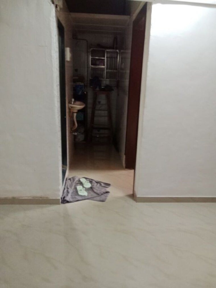 Room, gokuldham-complex 1 RK 300 Sq.Ft. Apartment In Goregaon East Mumbai 9727699