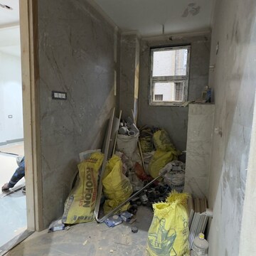 Attached Bathroom in 3 BHK Builder Floor at Chattarpur – for Sale