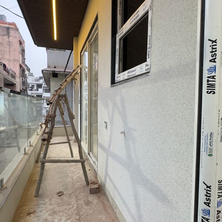 Balcony, chattarpur 3 Bedroom 1200 Sq.Ft. Builder Floor In Chattarpur Delhi 9727701