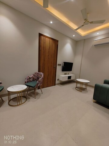 1 BHK Builder Floor For Rent in Sector 52