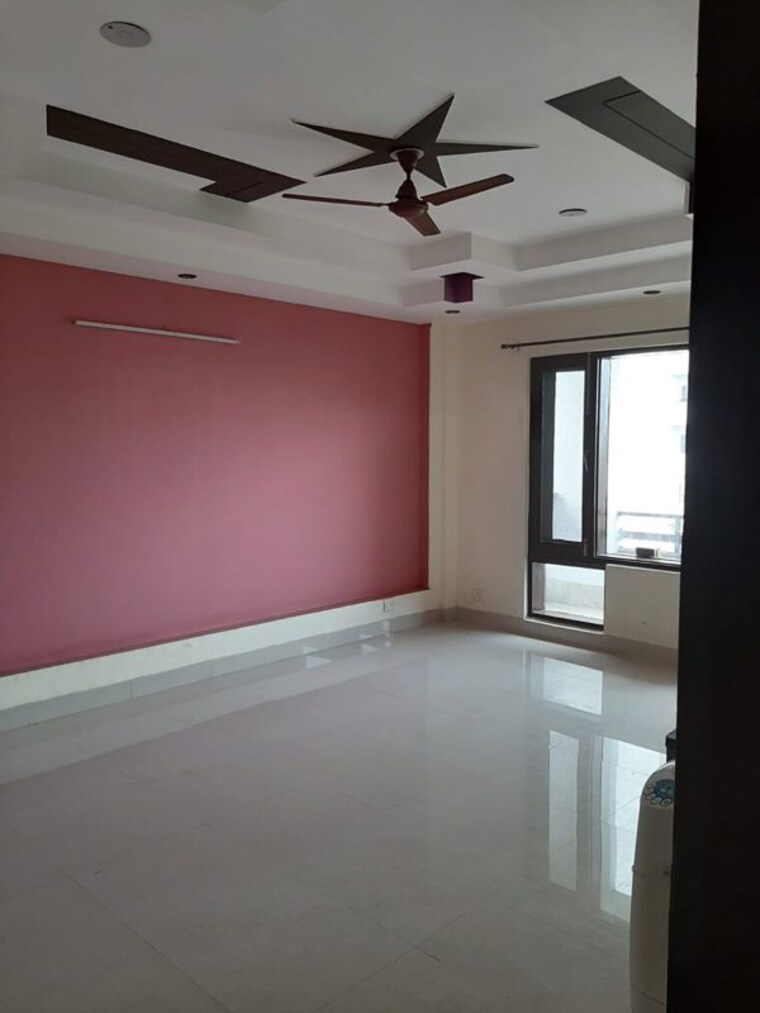 Room, rwa-apartments-sector-45 2 Bedroom 250 Sq.Mt. Builder Floor In Sector 45 Noida 9727717